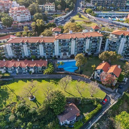 Luxury Oceanfront At Reid'S Gardens Διαμέρισμα Φουνκάλ Εξωτερικό φωτογραφία