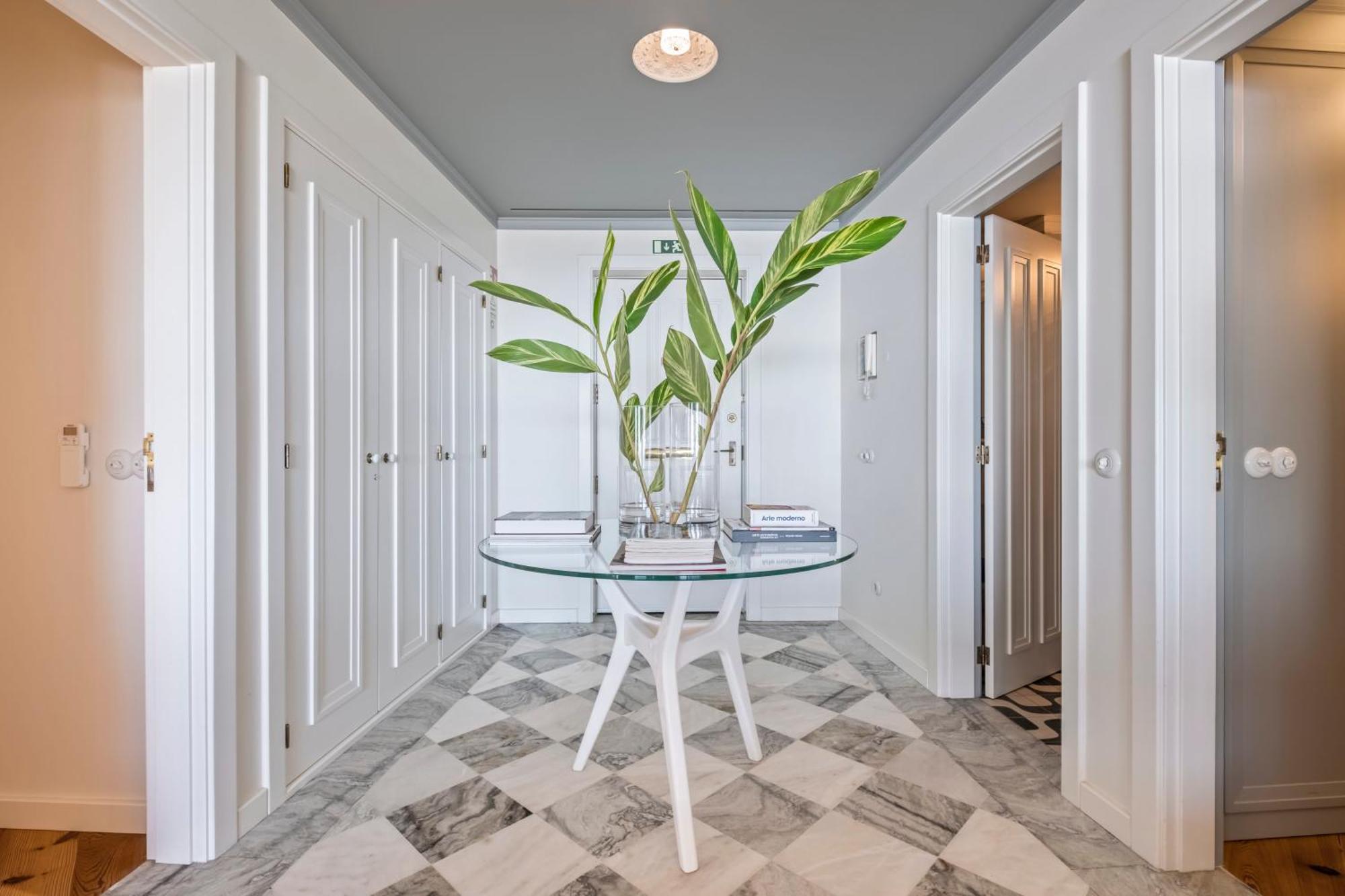 Luxury Oceanfront At Reid'S Gardens Διαμέρισμα Φουνκάλ Εξωτερικό φωτογραφία